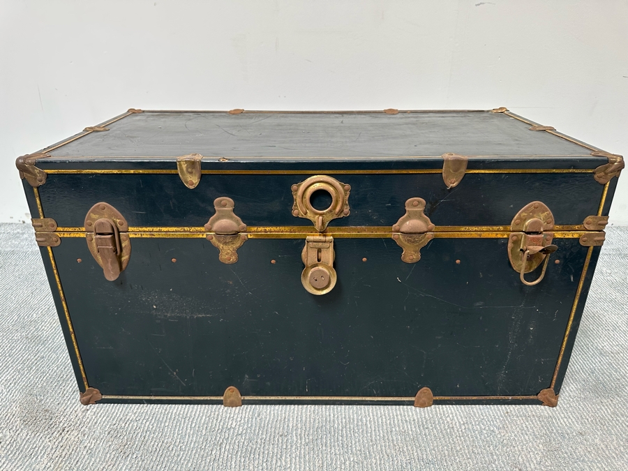 Vintage Trunk With Big Band / Gospel Records 36W X 18D X 19H [Photo 4]