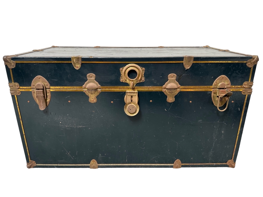 Vintage Trunk With Big Band / Gospel Records 36W X 18D X 19H [Photo 1]