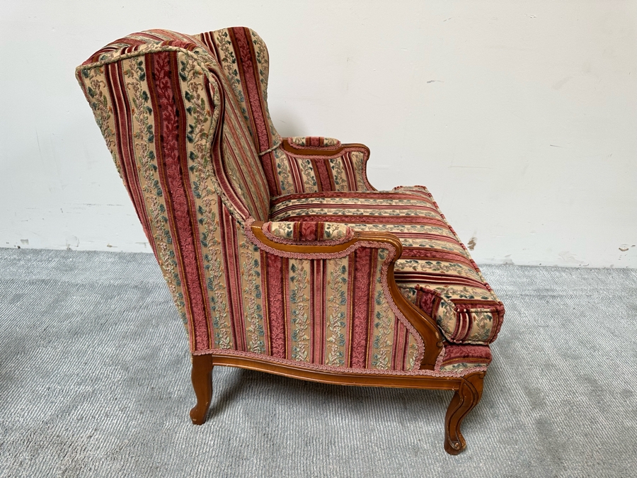 Vintage Wingback Armchair 27W X 33D X 34H [Photo 7]