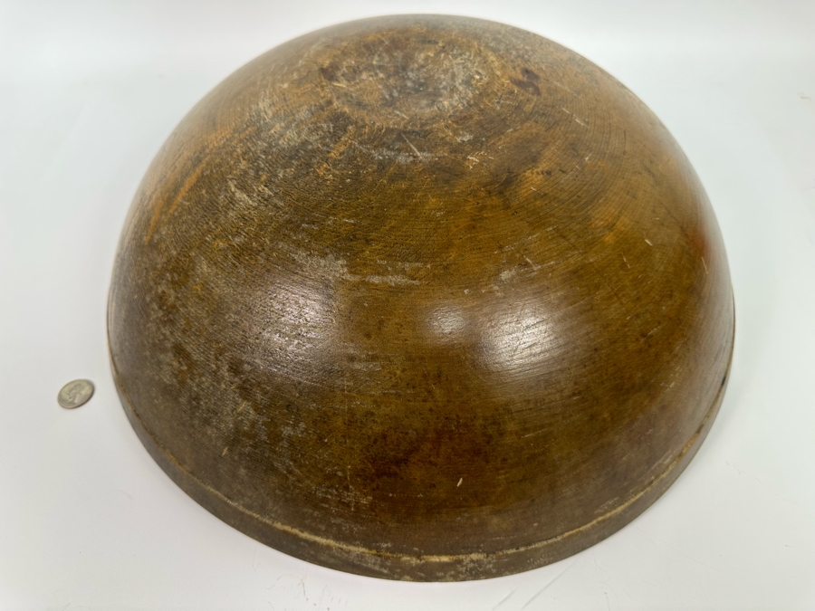 Large Primitive Wooden Dough Bowl 18.5R X 6H [Photo 10]