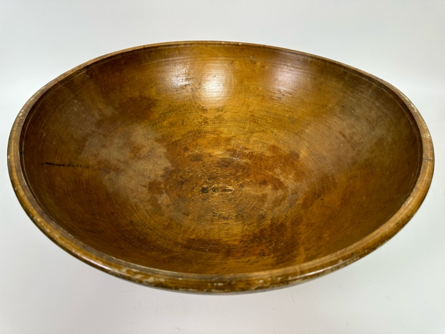 Large Primitive Wooden Dough Bowl 18.5R X 6H [Photo 3]