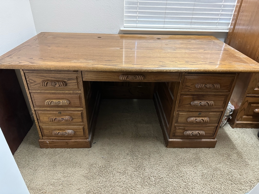 Oak Office Desk 72W X 36D X 30H [Photo 5]