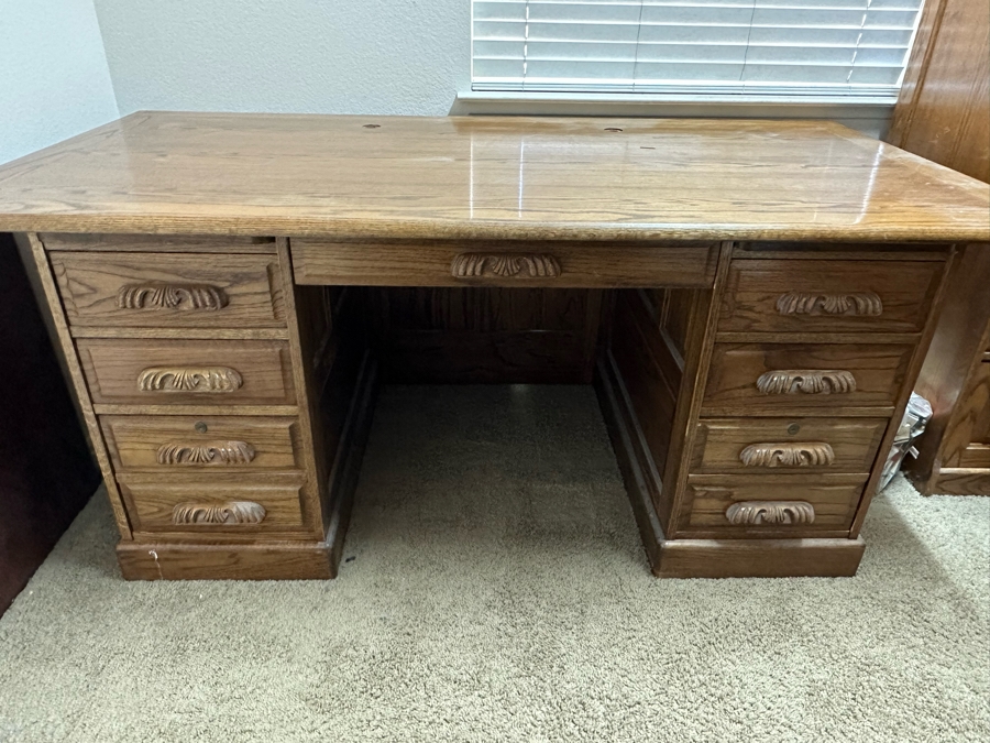 Oak Office Desk 72W X 36D X 30H [Photo 3]