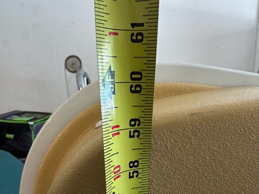 Nautilus Commercial Leg Extension Exercise Equipment Machine 34W X 56D X 60H [Photo 11]