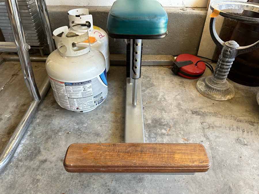 Iron Co San Diego Blue Chest Pec Fly Machine 40W X 45D X 73H [Photo 7]