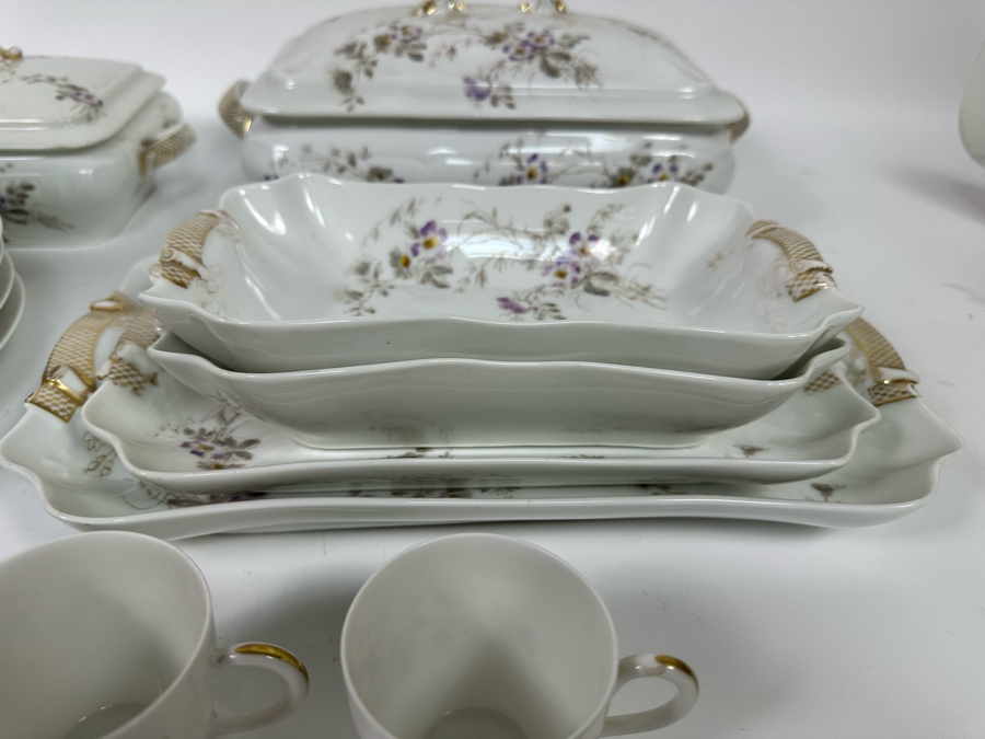 Last Minute Add - French Haviland Limoges China Set CFH GDM [Photo 6]