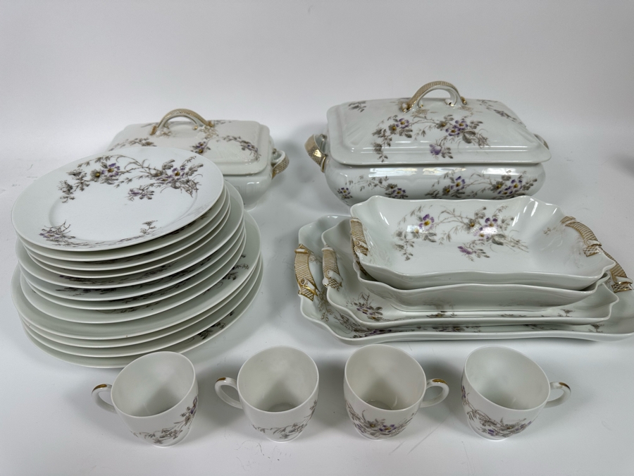 Last Minute Add - French Haviland Limoges China Set CFH GDM [Photo 3]