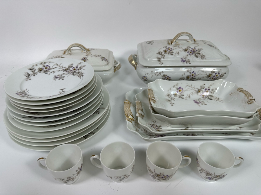Last Minute Add - French Haviland Limoges China Set CFH GDM [Photo 2]
