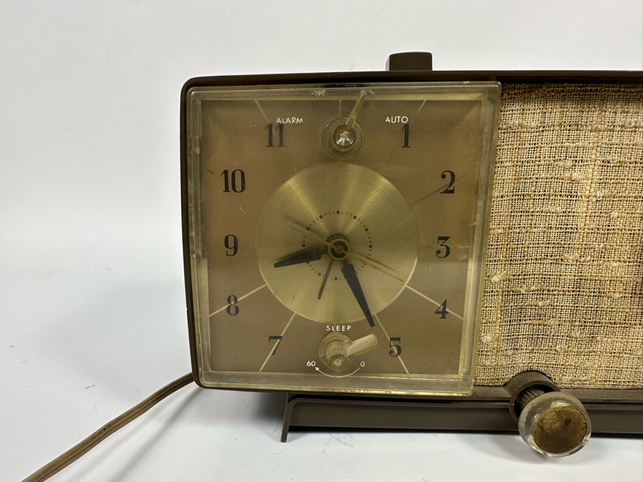 Last Minute Add MidCentury General Electric Vacuum Tube Alarm Clock