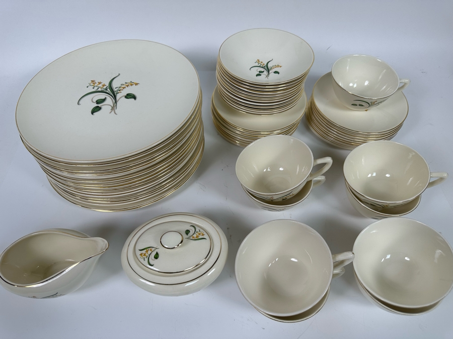 Last Minute Add - Knowles Forsythia China Set [Photo 3]