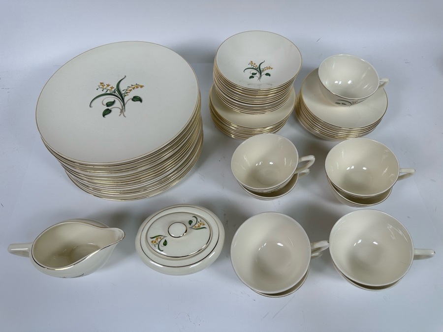 Last Minute Add - Knowles Forsythia China Set [Photo 4]
