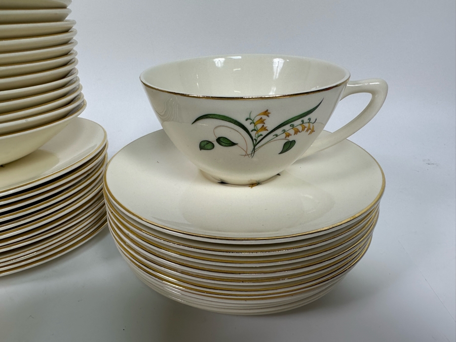 Last Minute Add - Knowles Forsythia China Set [Photo 8]