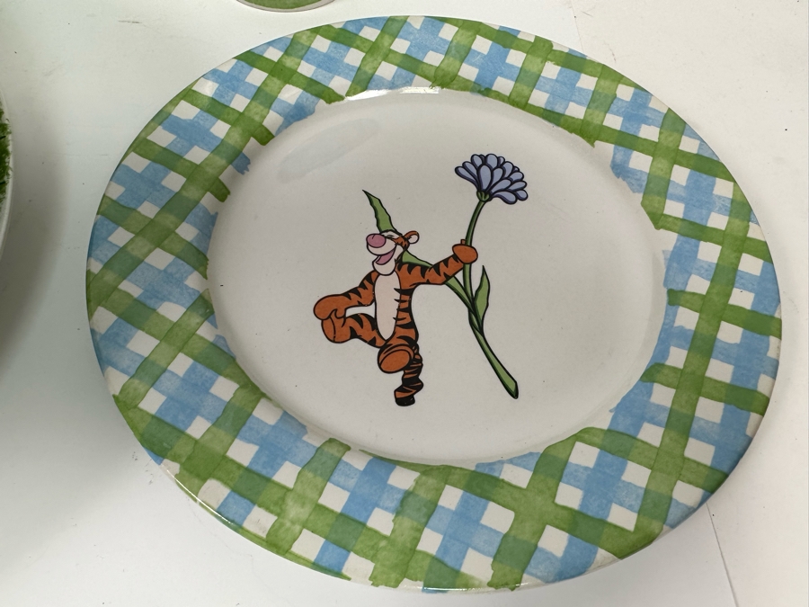 Last Minute Add - Disney Winnie-The-Pooh Plates, Bowls, Cups And Serving Platter [Photo 12]
