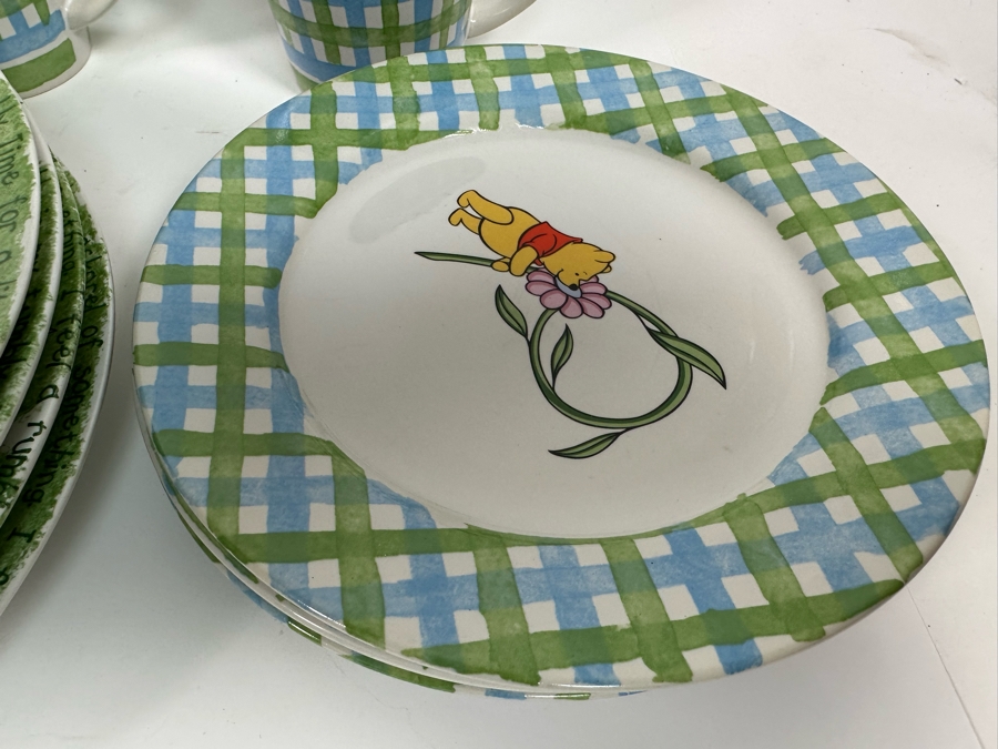 Last Minute Add - Disney Winnie-The-Pooh Plates, Bowls, Cups And Serving Platter [Photo 10]