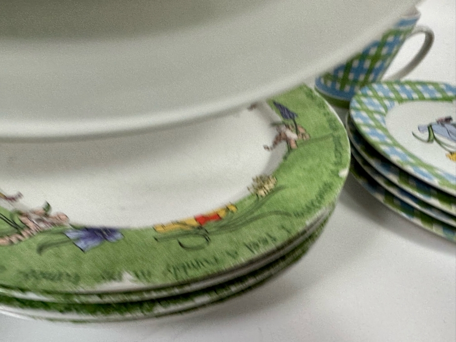 Last Minute Add - Disney Winnie-The-Pooh Plates, Bowls, Cups And Serving Platter [Photo 16]