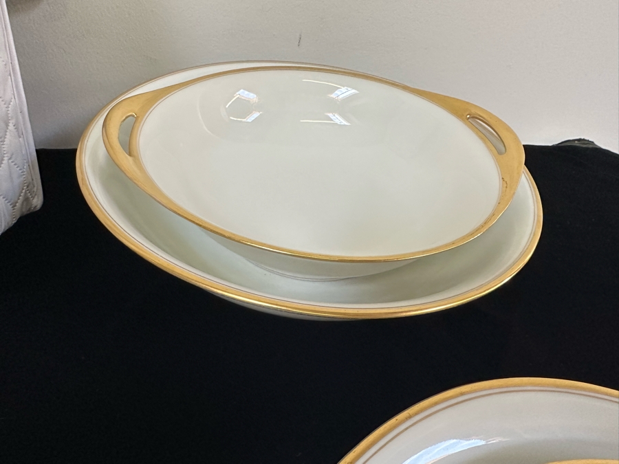 Last Minute Add - Elegant French Haviland Limoges Gold Rim China Set [Photo 19]