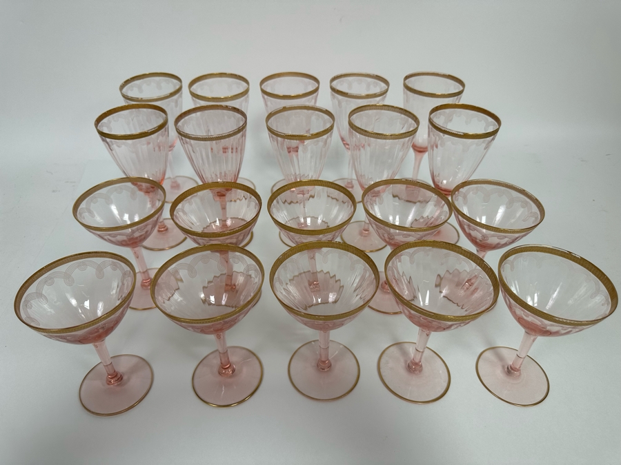 Last Minute Add - Pink Etched Elegant Depression Gold Rim Stemware Glasses 20 Glasses 5.25H And 6.75H [Photo 3]
