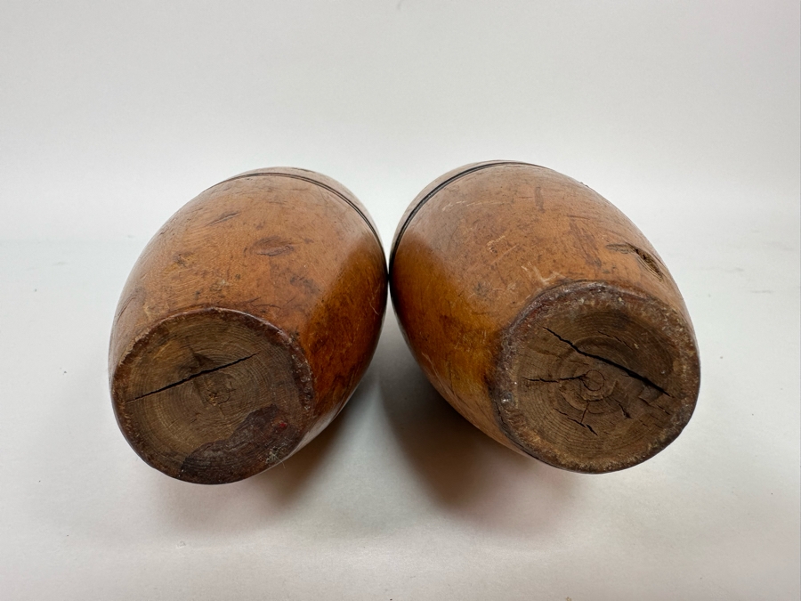 Pair Of Antique Wooden Juggling Pins Hand Turned 18.5H [Photo 6]