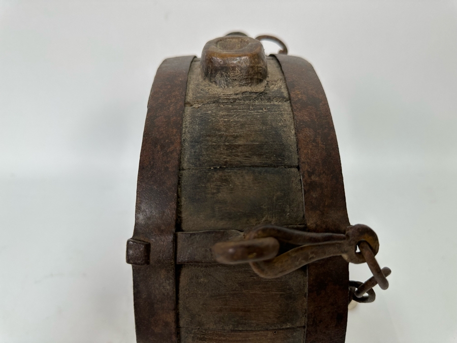 Antique Wooden / Metal Footed Canteen Flask With Metal Chain 9.5W X 11.5H X 4D [Photo 9]