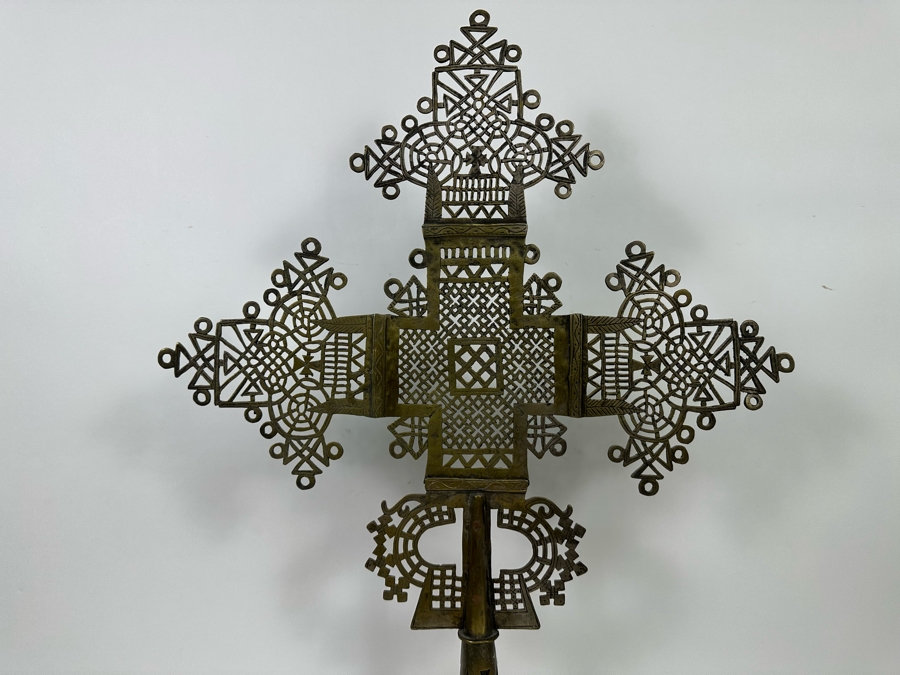 Vintage Large Ethiopian Coptic Oriental Orthodox Christian Handmade Metal Freestanding Cross 21.5W X 31H [Photo 4]