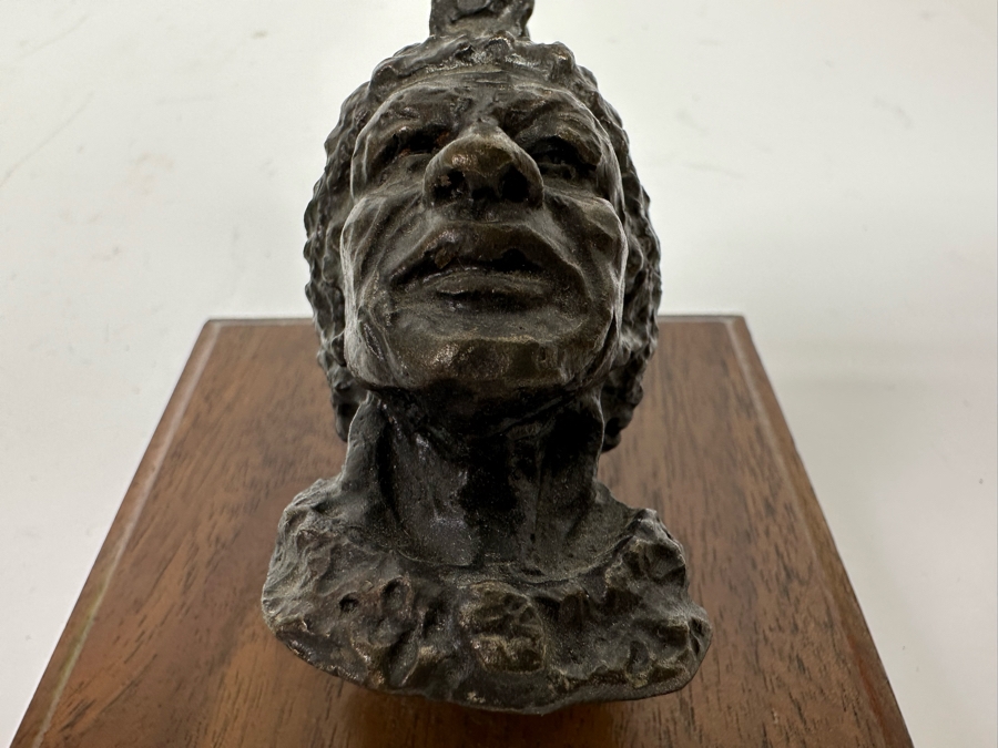 Paul Crites Limited Edition Bronze Bust Sculpture Mounted On Small Wooden Plaque Number 16/30 1978 3.5 X 3.5 [Photo 13]