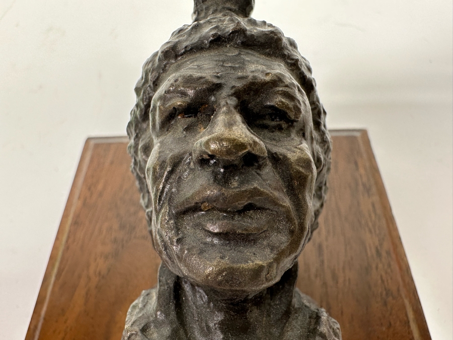 Paul Crites Limited Edition Bronze Bust Sculpture Mounted On Small Wooden Plaque Number 16/30 1978 3.5 X 3.5 [Photo 14]