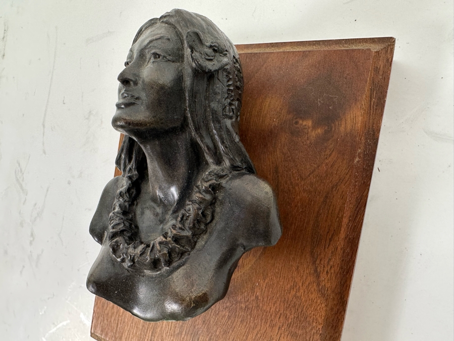 Ralph Crawford Limited Edition Bronze Bust Of Hawaiian Girl 20/100 Vintage 1979 Mounted On Small Wooden Plaque 3H [Photo 5]