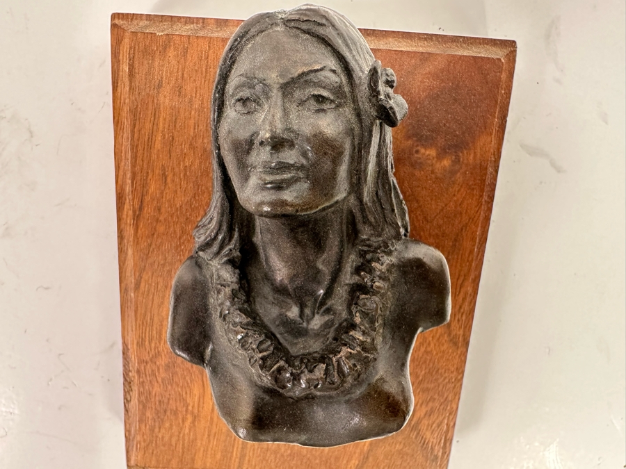 Ralph Crawford Limited Edition Bronze Bust Of Hawaiian Girl 20/100 Vintage 1979 Mounted On Small Wooden Plaque 3H [Photo 4]
