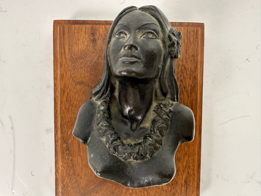 Ralph Crawford Limited Edition Bronze Bust Of Hawaiian Girl 41/100 Vintage 1979 Mounted On Small Wooden Plaque 3H [Photo 2]