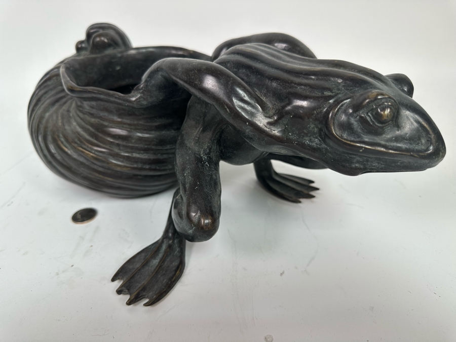 Bronze Frog Planter 15W X 8D X 6.5H [Photo 4]