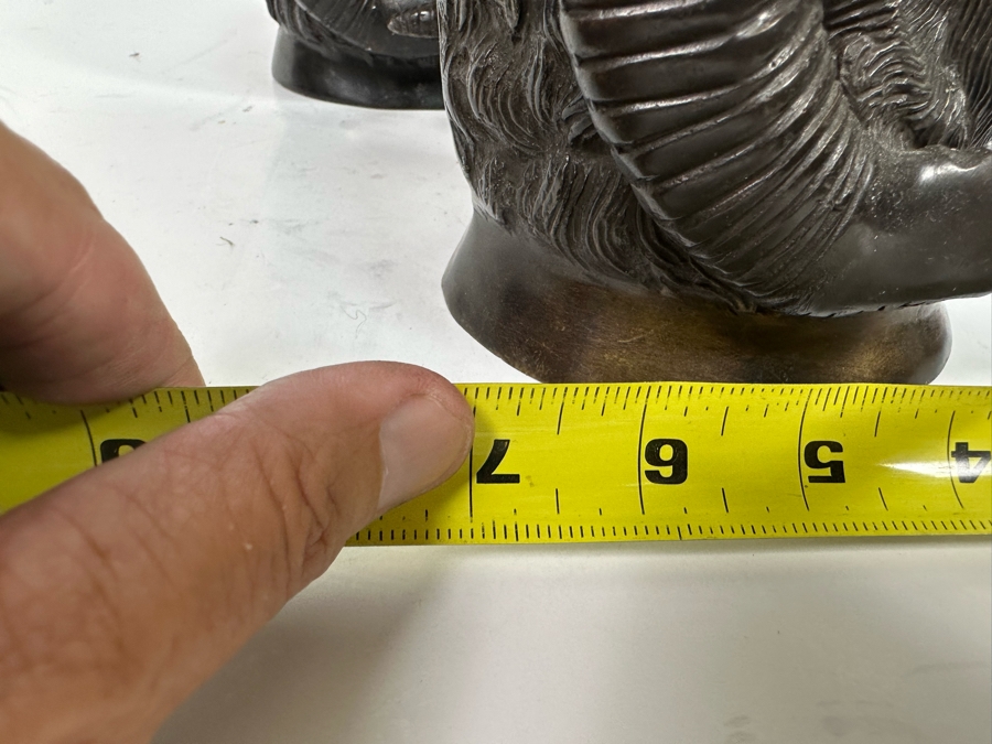 Pair Of Bronze Bighorn Sheep Wall Decor 8W X 7D X 6H [Photo 12]