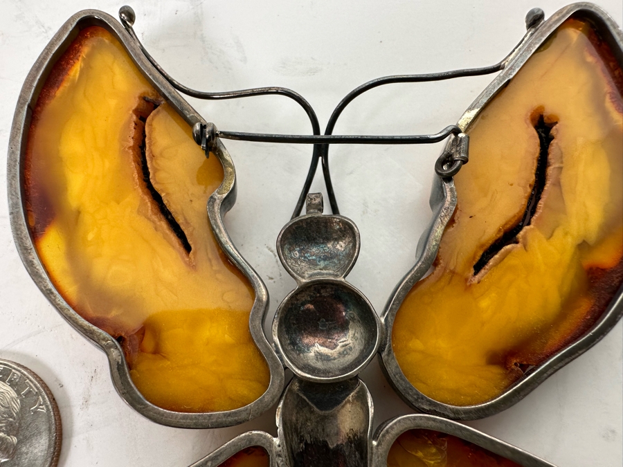 Large Butterscotch Amber Butterfly Brooch Pin 67g [Photo 7]