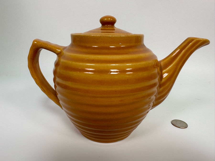 Mid-Century USA Pottery Teapot 9W X 6H [Photo 4]