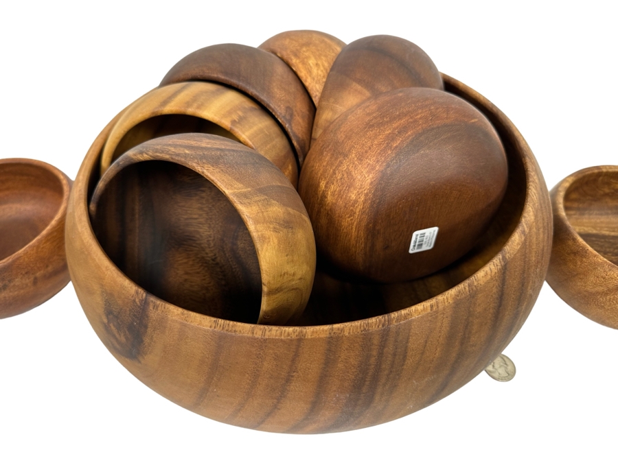 New Crate & Barrel Set Of Tondo Wooden 5.75' Bowls And Large 14' Salad Bowl