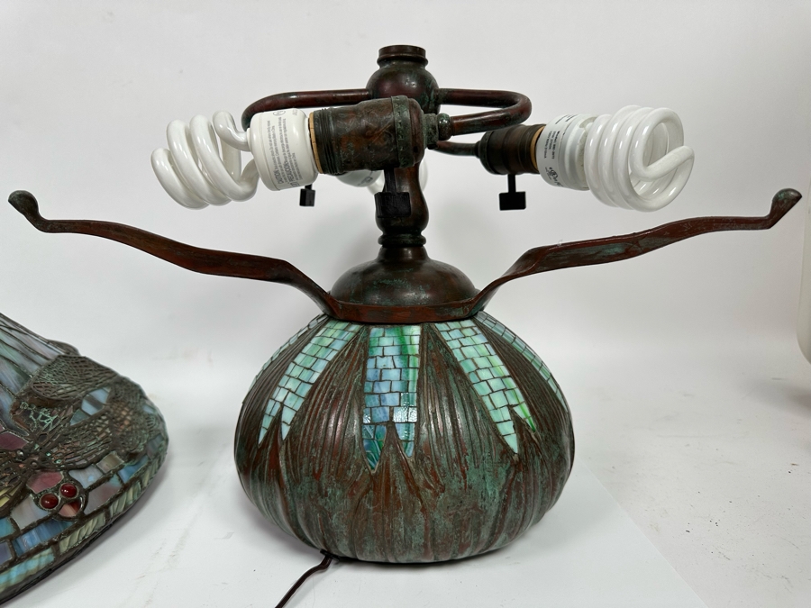 Stunning Bronze Beautiful Patina Table Lamp With Dragonfly Stained Glass Shade Unmarked Believed To Be Tiffany Lamp - See Photos 17W X 16H [Photo 25]