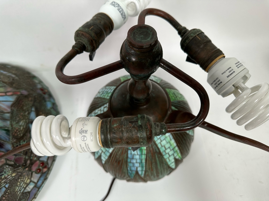 Stunning Bronze Beautiful Patina Table Lamp With Dragonfly Stained Glass Shade Unmarked Believed To Be Tiffany Lamp - See Photos 17W X 16H [Photo 34]