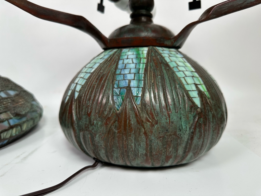 Stunning Bronze Beautiful Patina Table Lamp With Dragonfly Stained Glass Shade Unmarked Believed To Be Tiffany Lamp - See Photos 17W X 16H [Photo 27]