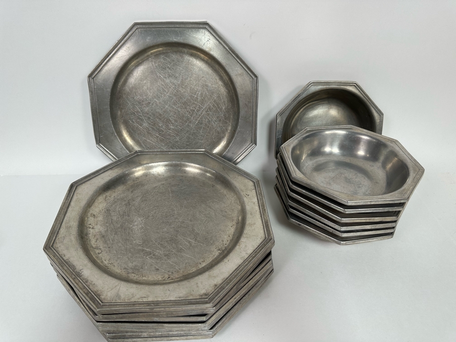 Wilton-Columbia RWP 10' Pewter Plates And 6.75' Bowls [Photo 3]