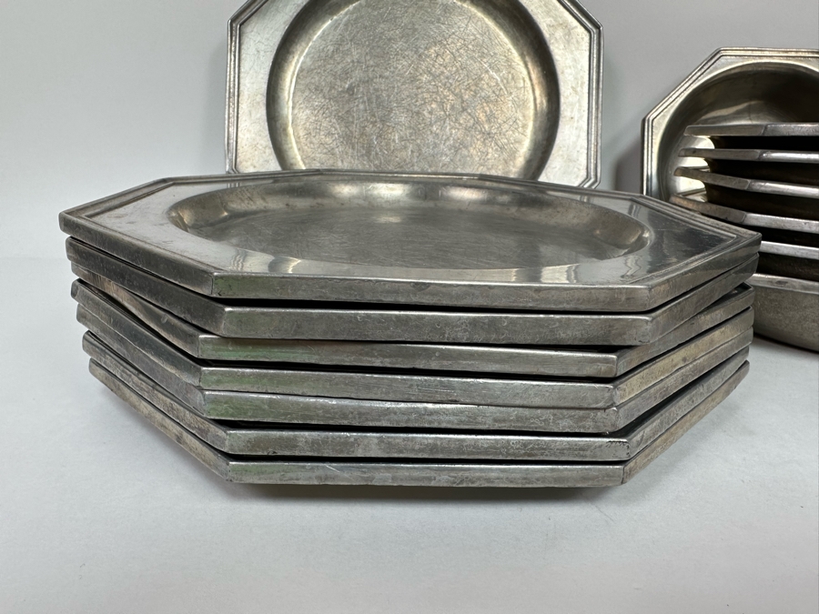 Wilton-Columbia RWP 10' Pewter Plates And 6.75' Bowls [Photo 6]