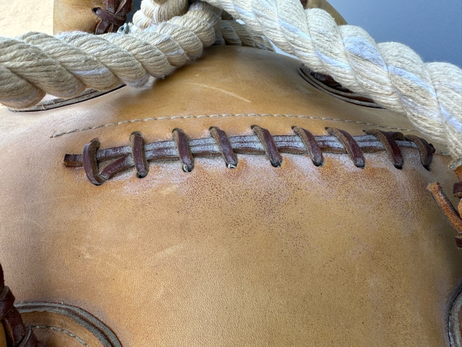 Lineaus Leather Medicine Bag Heavy Punching Bag Double Locked-Stitched 150lbs 57L With Lineaus Leather Boxing Gloves By Lineaus Athletic Company - See Details - Retails $7,900 [Photo 11]