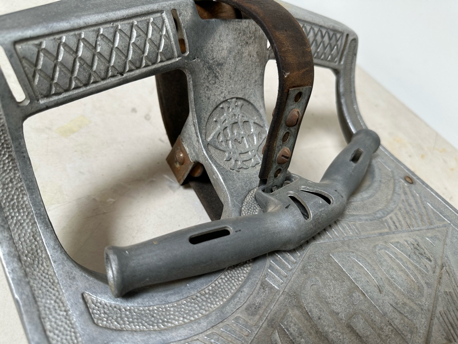 Vintage 1920/30s Vig-Row Rowing Exercise Machine 13W X 48D X 5H [Photo 7]