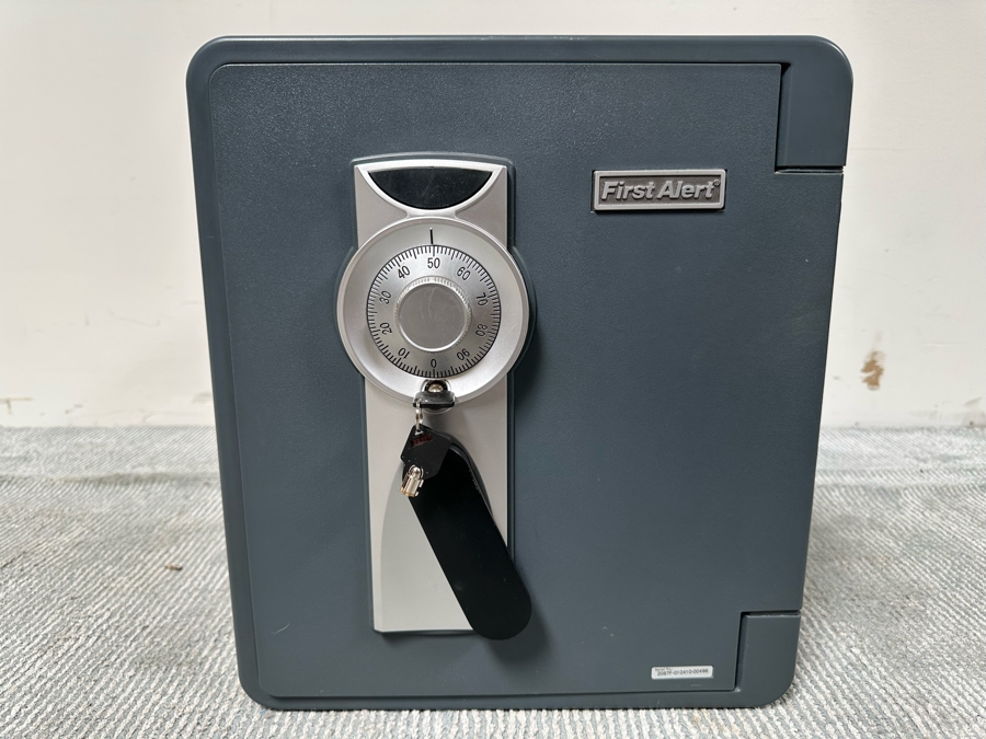 First Alert Waterproof Fire Theft Safe With Key 14W X 18D X 17H [Photo 3]