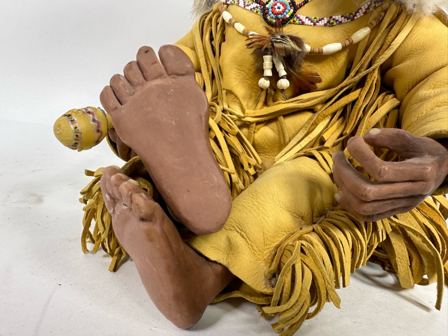 Native American Doll 18L [Photo 12]