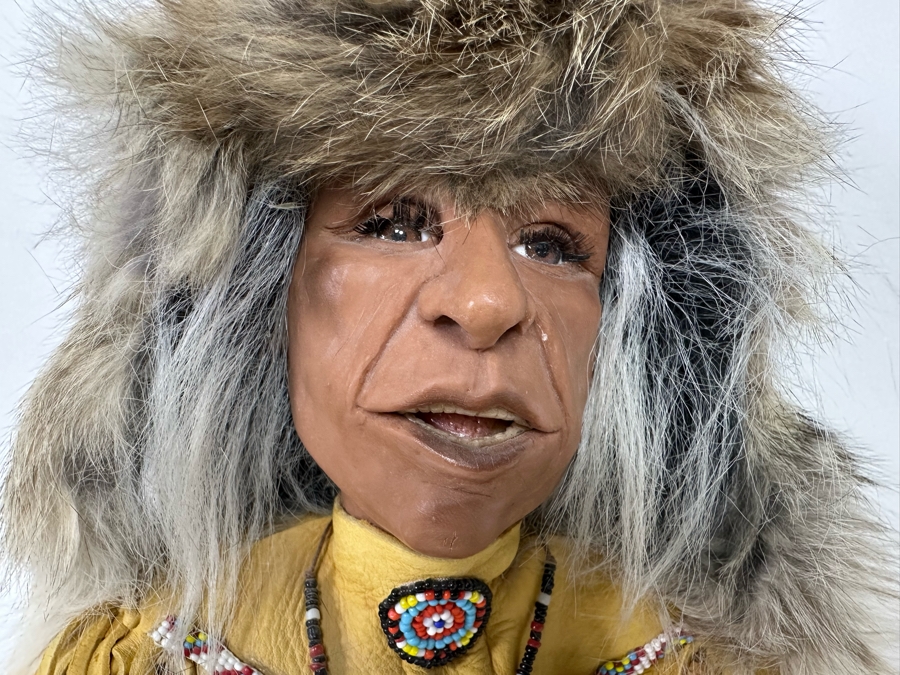 Native American Doll 18L [Photo 7]