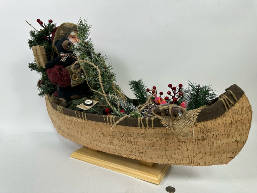 Santa Claus Riding In Canoe Christmas Decoration [Photo 5]