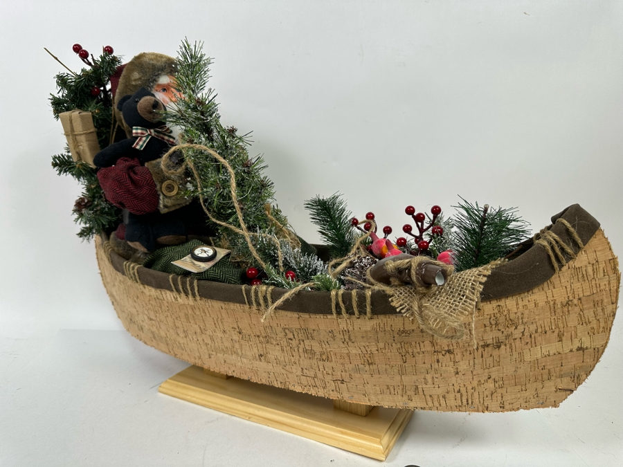 Santa Claus Riding In Canoe Christmas Decoration [Photo 4]