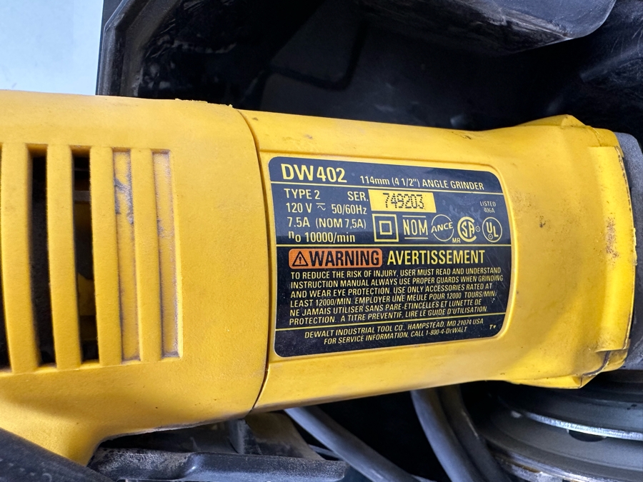 Pair Of DeWalt Angle Grinders 7' And 4.5' [Photo 8]