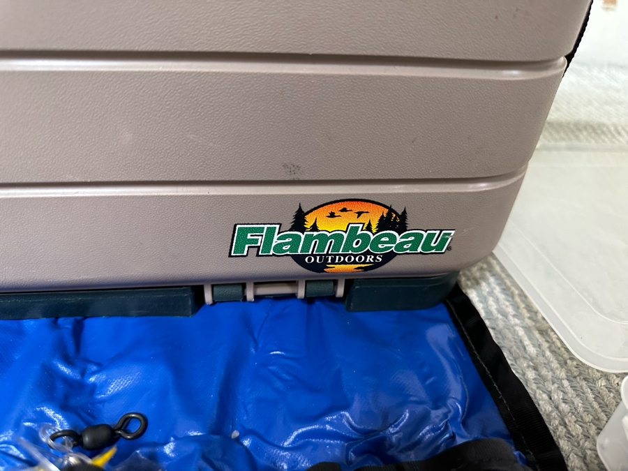 Large Collection Of Salt Water Fishing Tackle Including Big Game Fish Lures, Hooks, Swivels And Flambeau Tackle Box - See Photos [Photo 27]