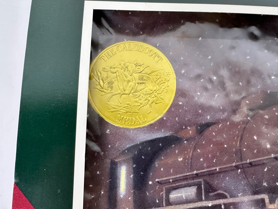 The Polar Express Hardcover Book, CD And Ornament [Photo 4]