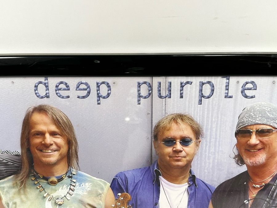 Autographed Deep Purple Rock Poster Framed 26 X 18 [Photo 12]